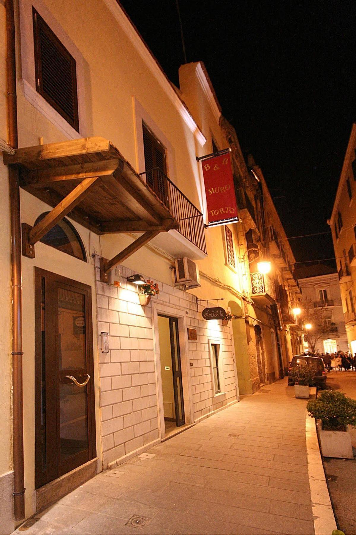 Muro Torto - Struttura Sanificata Giornalmente Con Prodotti Conformi Al Decalogo Del Ministero Salute - Personale Sottoposto A Test Sierologico Periodicamente Foggia Exterior foto